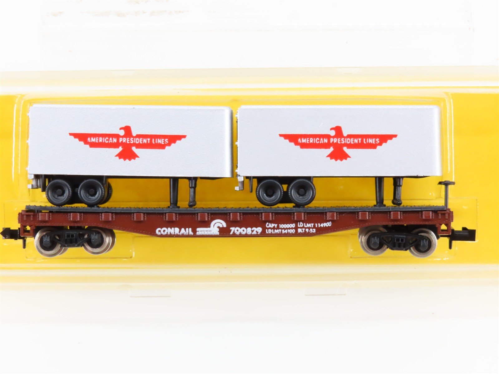N Scale Atlas 3753 CR Conrail Flatcar #700829 w/2 American President Trailers