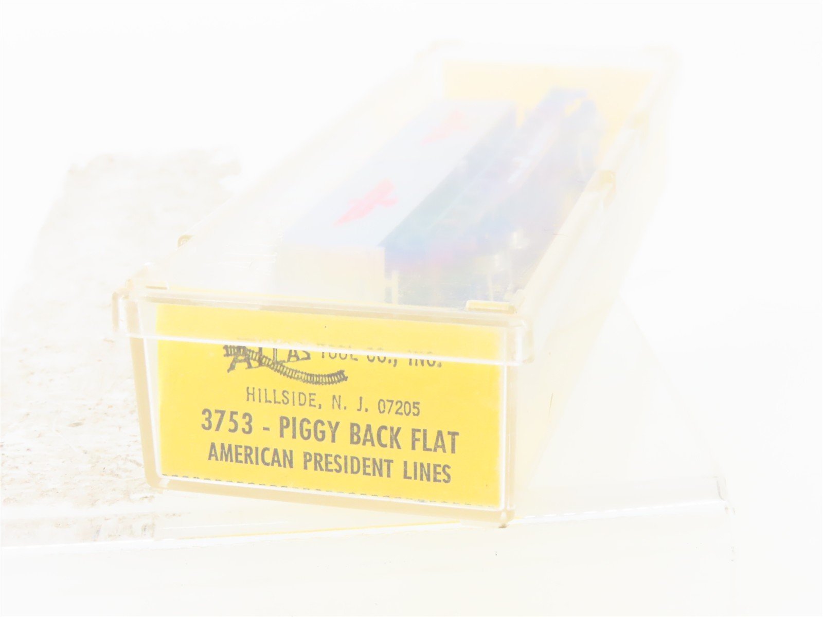 N Scale Atlas 3753 CR Conrail Flatcar #700829 w/2 American President Trailers
