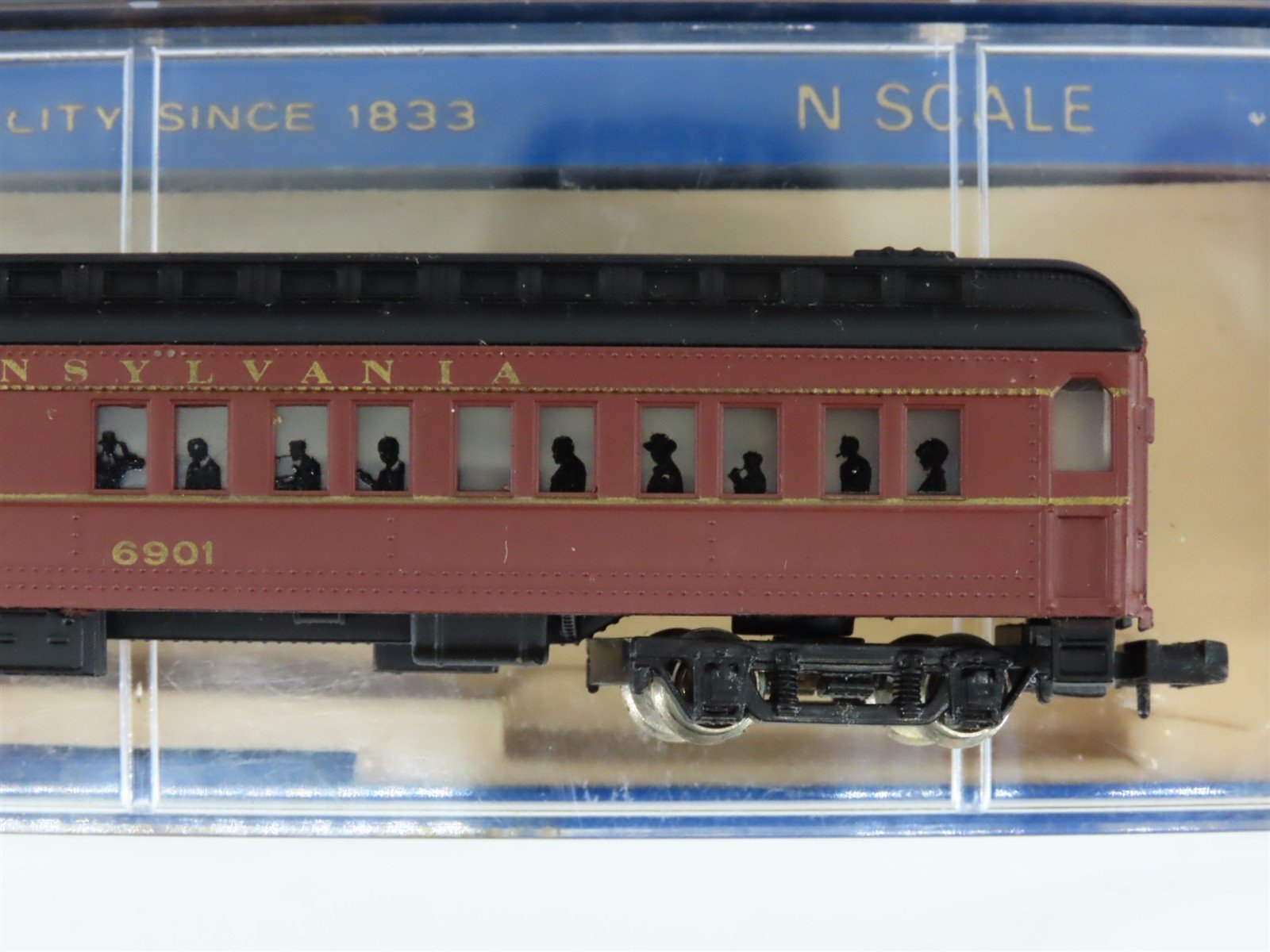 LOT of 4 N Scale Bachmann PRR Pennsylvania Combine & Coach Passenger Cars