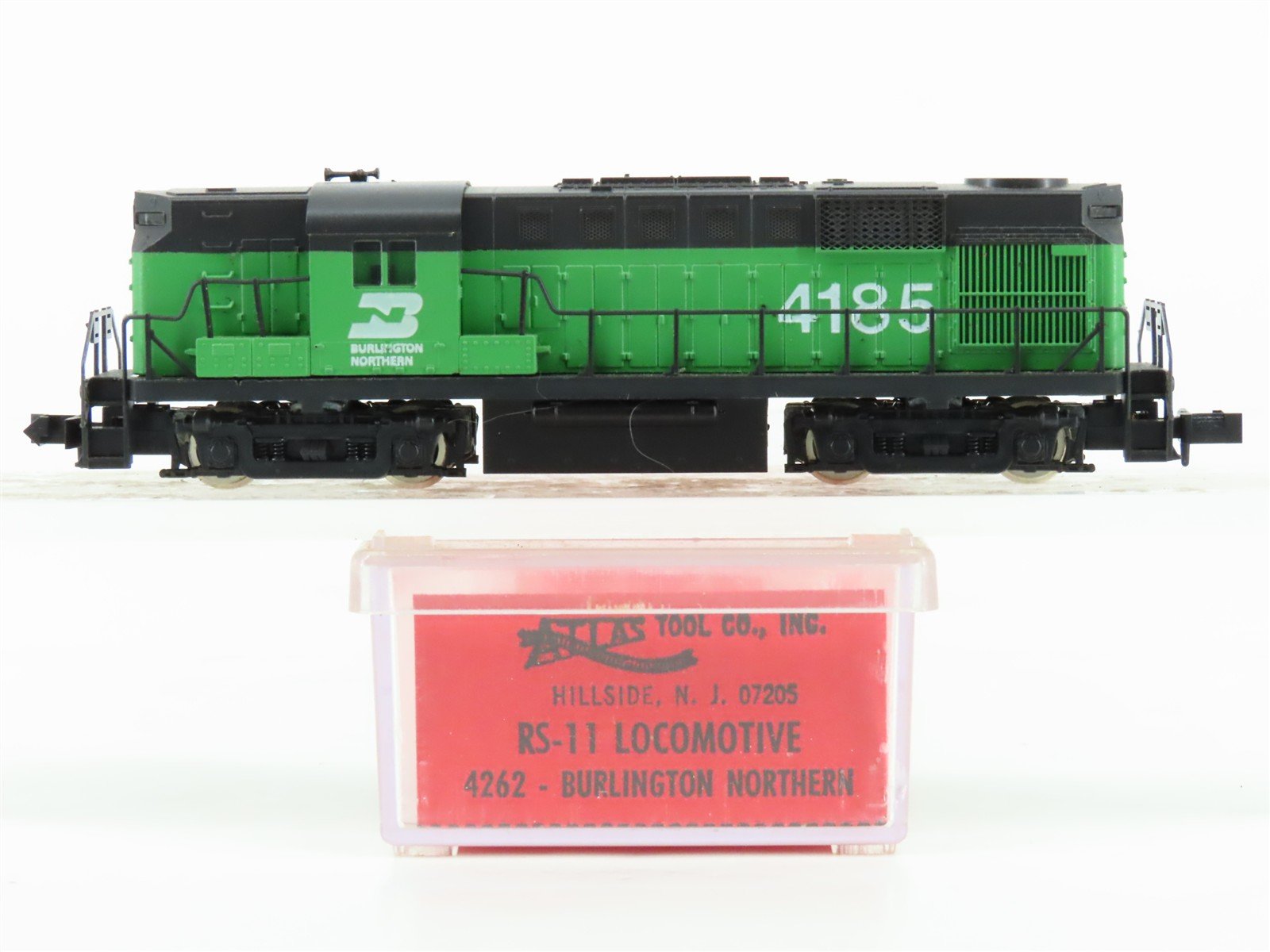 N Scale Atlas 4262 BN Burlington Northern RS11 Diesel Locomotive #4185