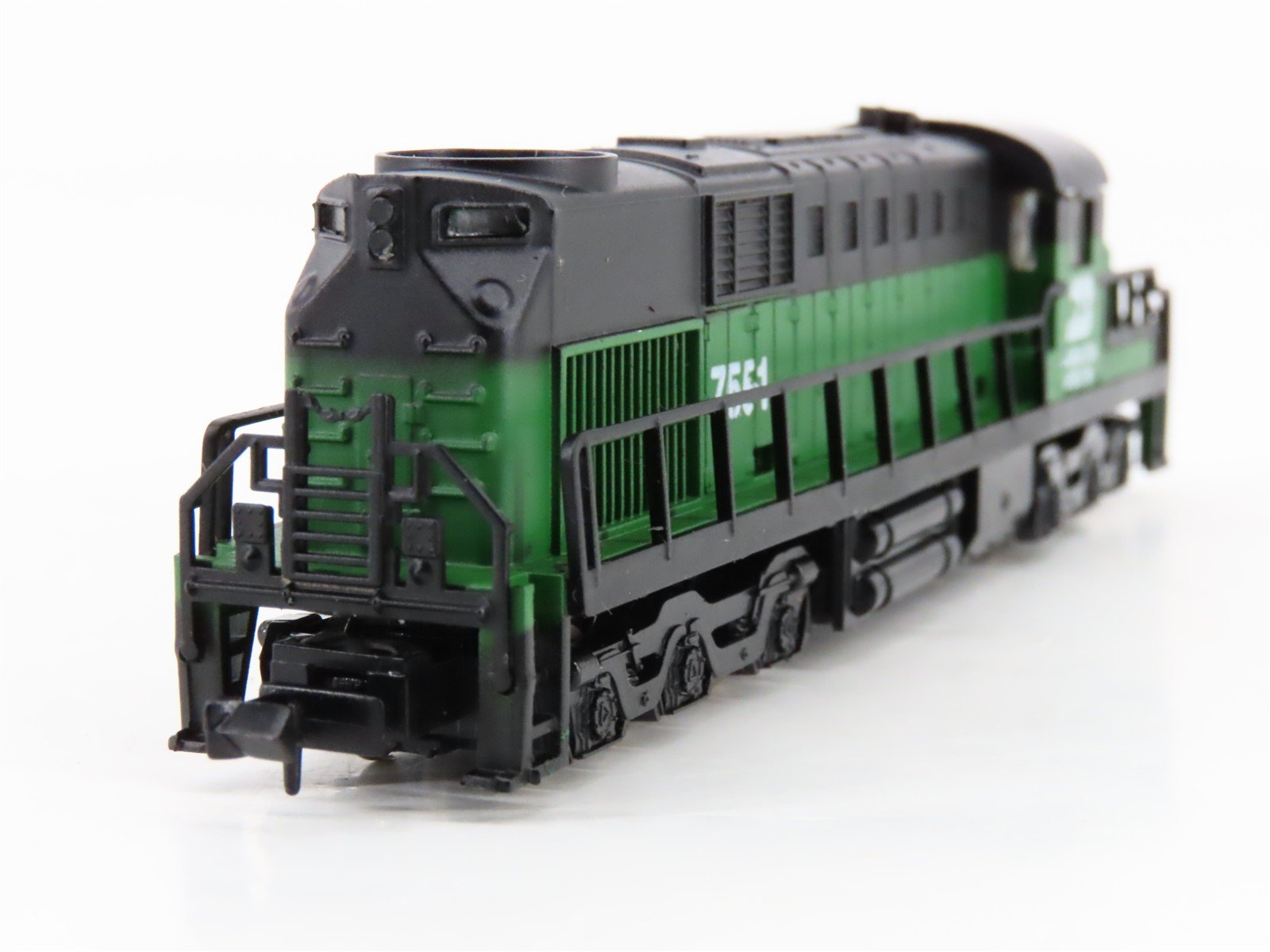 N Scale Model Power 7551 BN Burlington Northern RSD15 Diesel Locomotive #7551