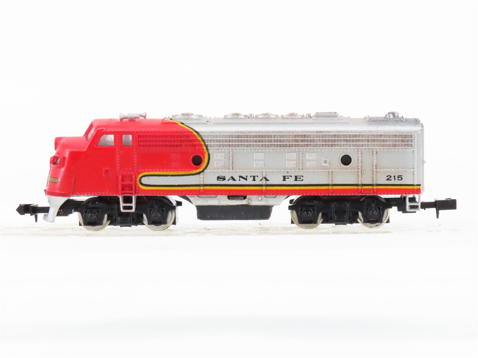 N Scale ATSF Santa Fe F7A Diesel Locomotive #215 Customized