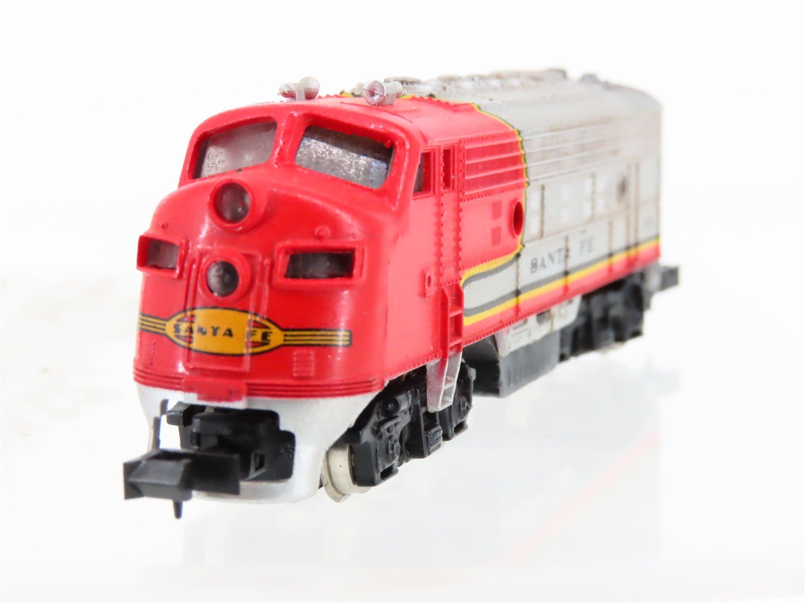 N Scale ATSF Santa Fe F7A Diesel Locomotive #215 Customized