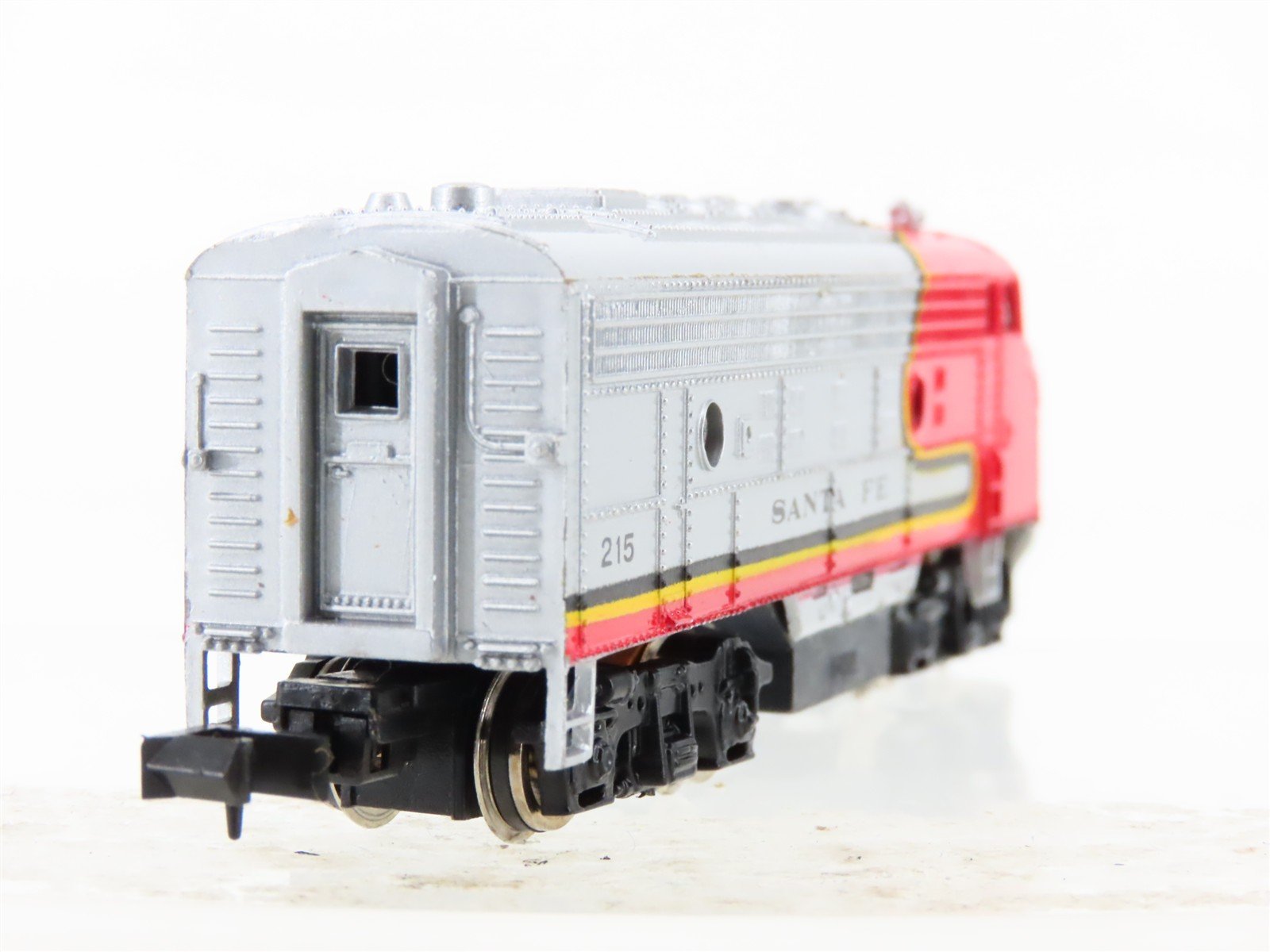 N Scale Bachmann ATSF Santa Fe F7A Diesel Locomotive #215 w/ Caboose