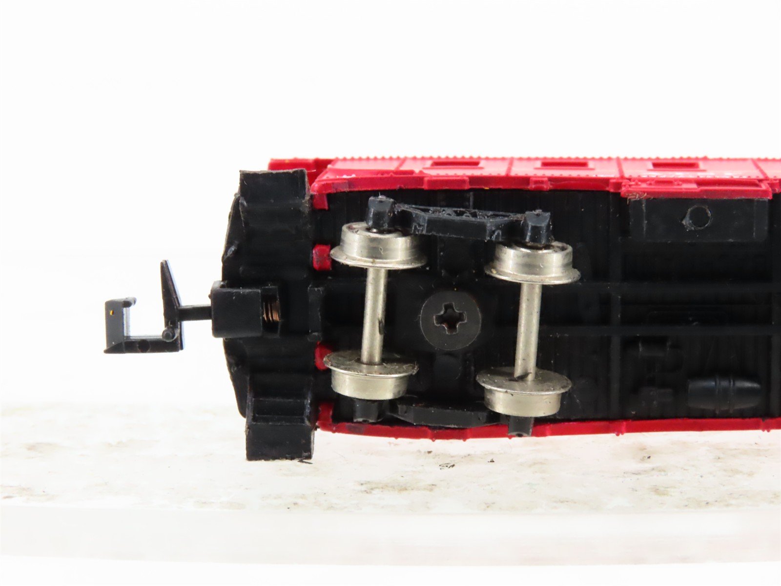 N Scale Bachmann ATSF Santa Fe F7A Diesel Locomotive #215 w/ Caboose