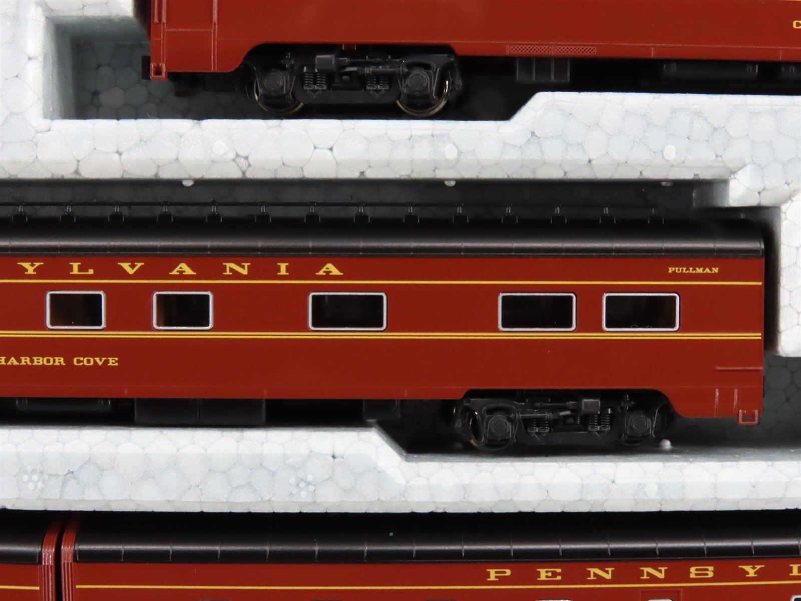 N Scale Kato 106-068 Pennsylvania Broadway Limited Passenger 10-Car Set wTrack