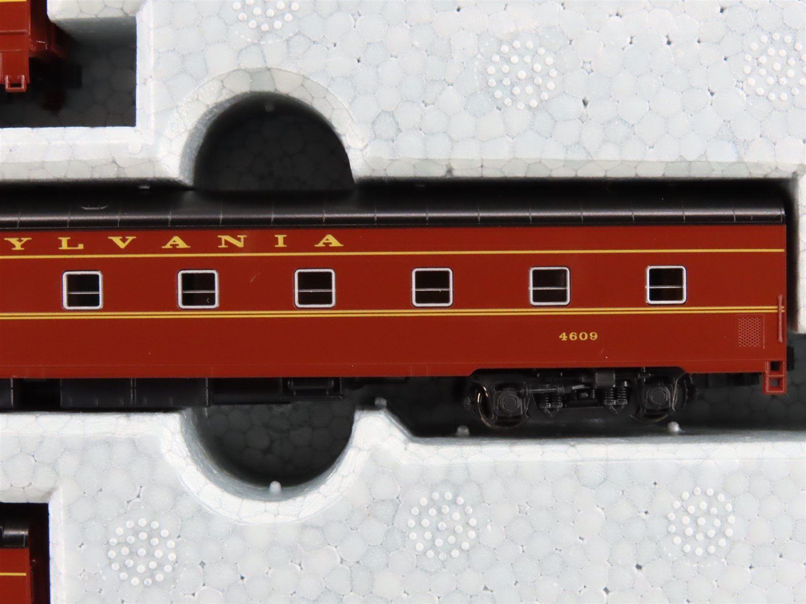 N Scale Kato 106-068 Pennsylvania Broadway Limited Passenger 10-Car Set wTrack