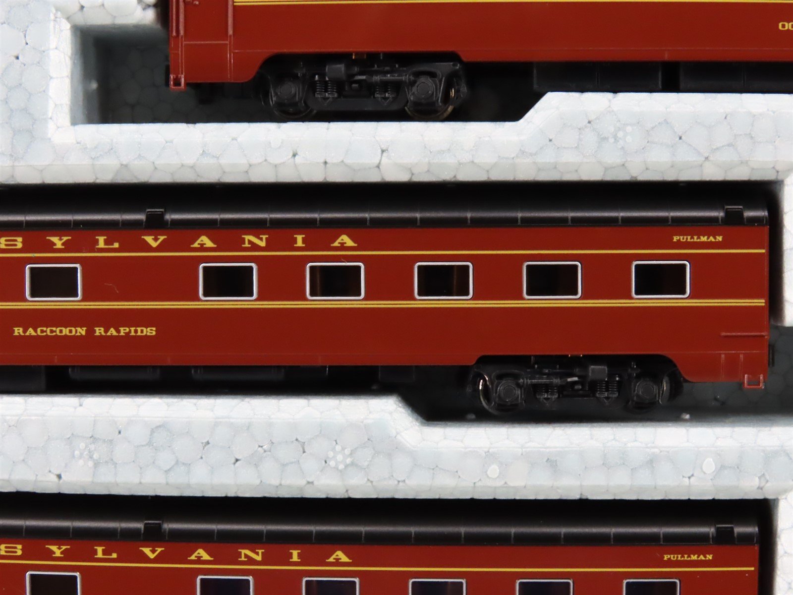 N Scale Kato 106-068 Pennsylvania Broadway Limited Passenger 10-Car Set wTrack