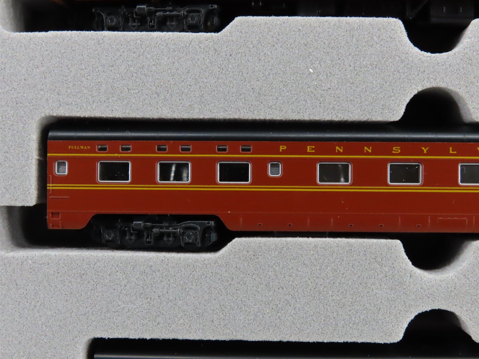 N Scale Kato 106-018 Pennsylvania Railroad Passenger 6-Car Set