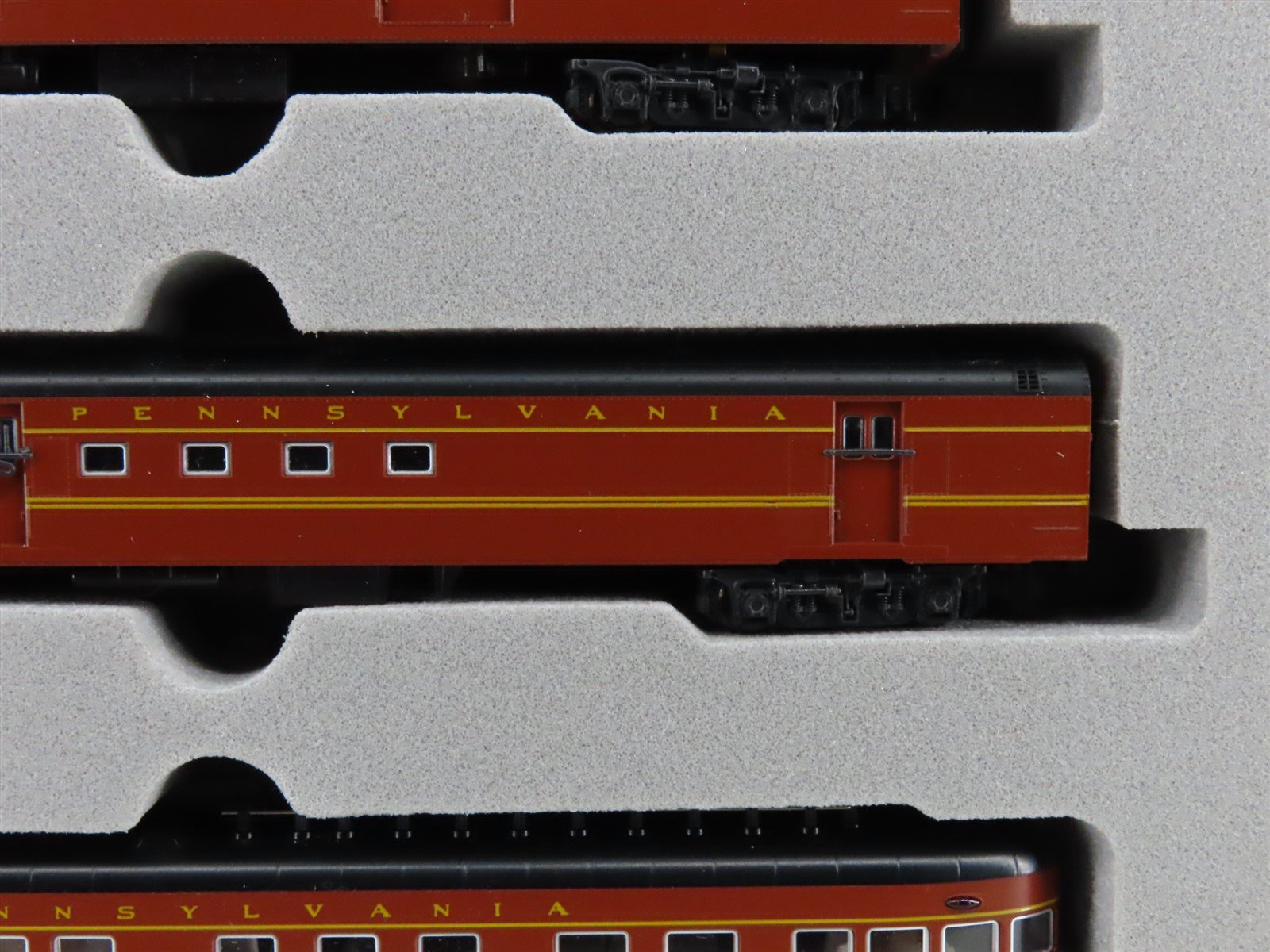 N Scale Kato 106-018 Pennsylvania Railroad Passenger 6-Car Set