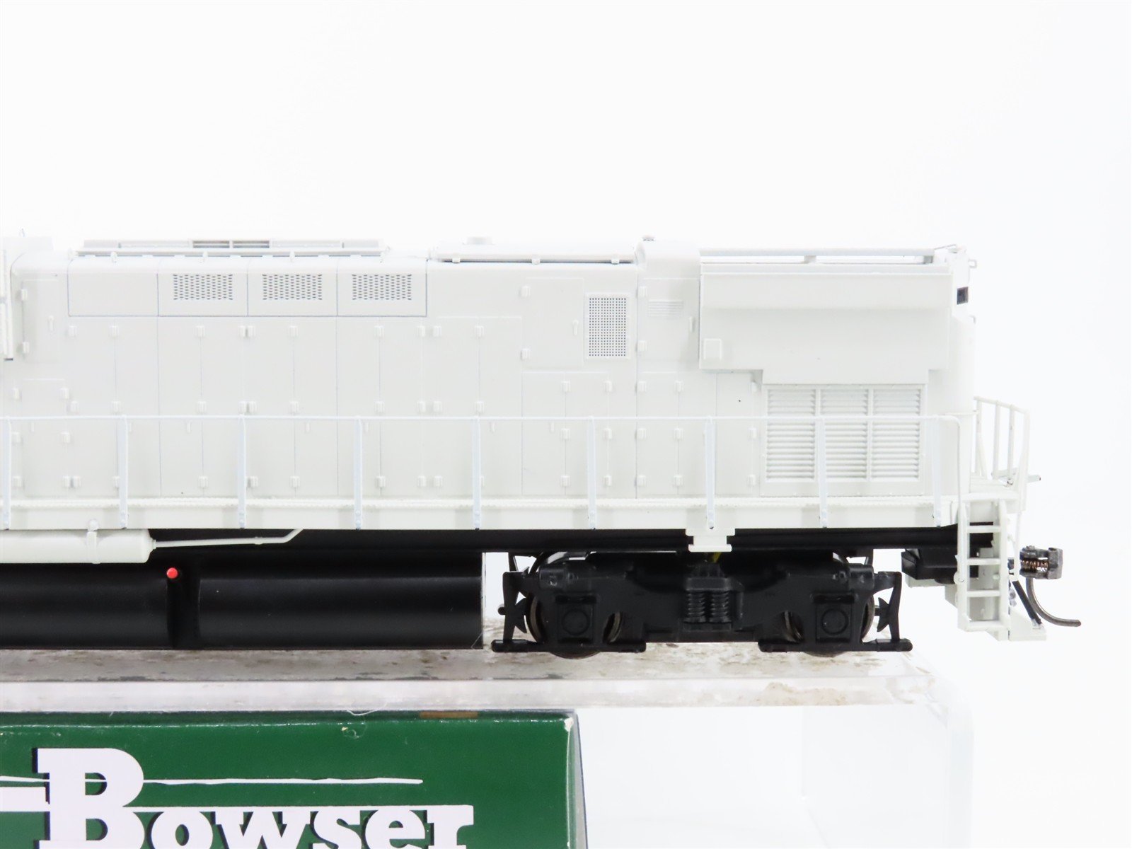 HO Scale Bowser 23931 Undecorated C-430 Diesel Locomotive