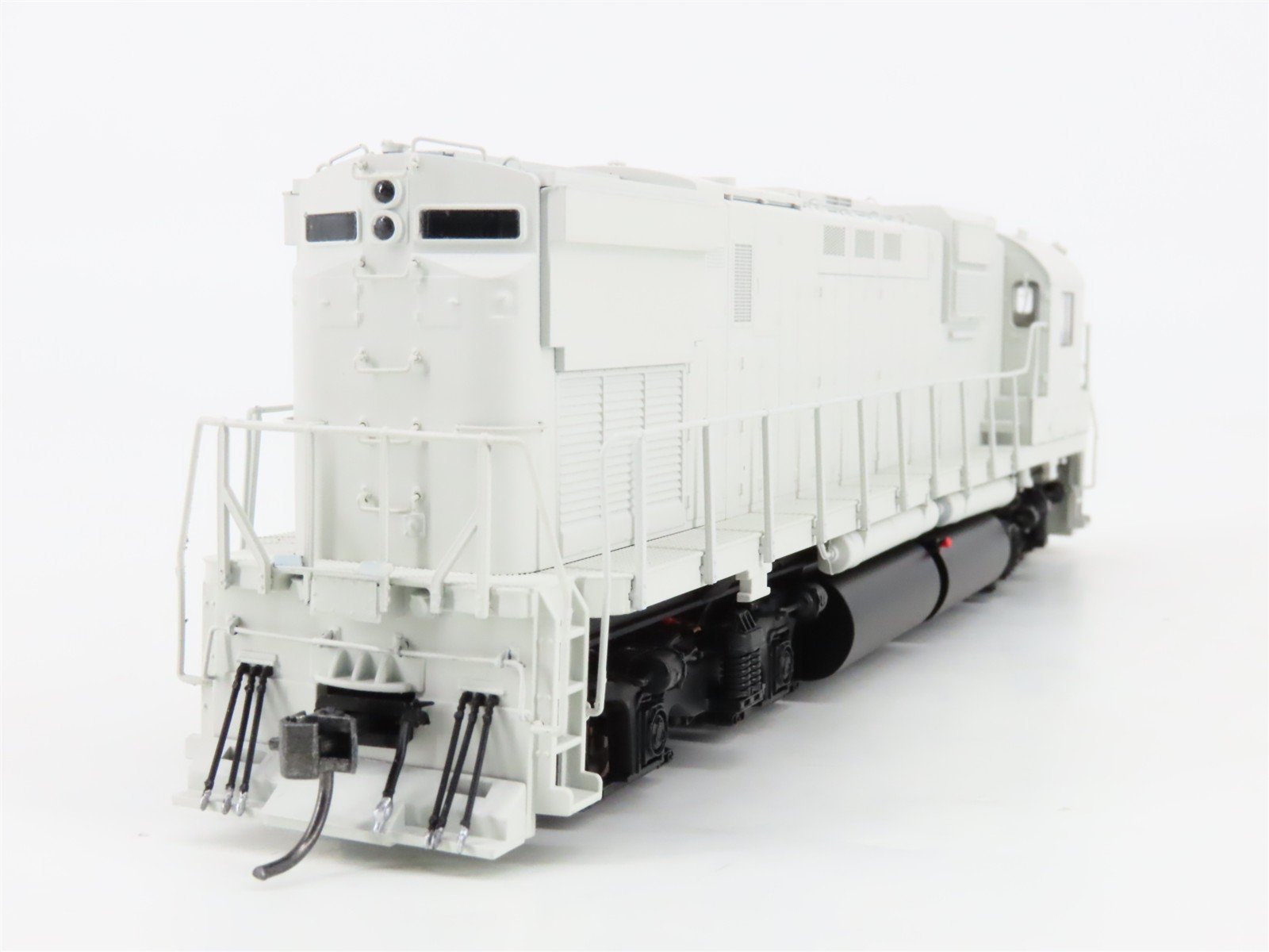 HO Scale Bowser 23931 Undecorated C-430 Diesel Locomotive