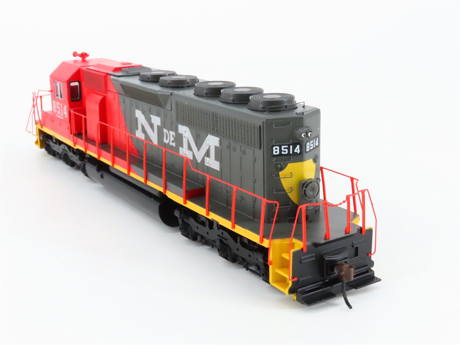 HO Scale Athearn N de M Nacionales de México SD40 Diesel Locomotive #8514