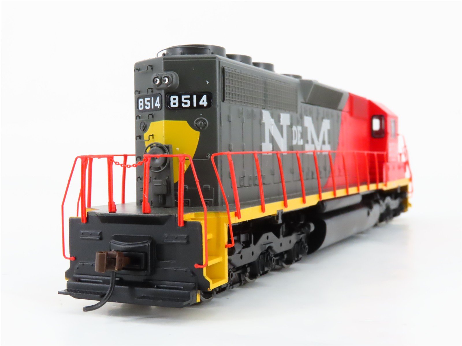 HO Scale Athearn N de M Nacionales de México SD40 Diesel Locomotive #8514