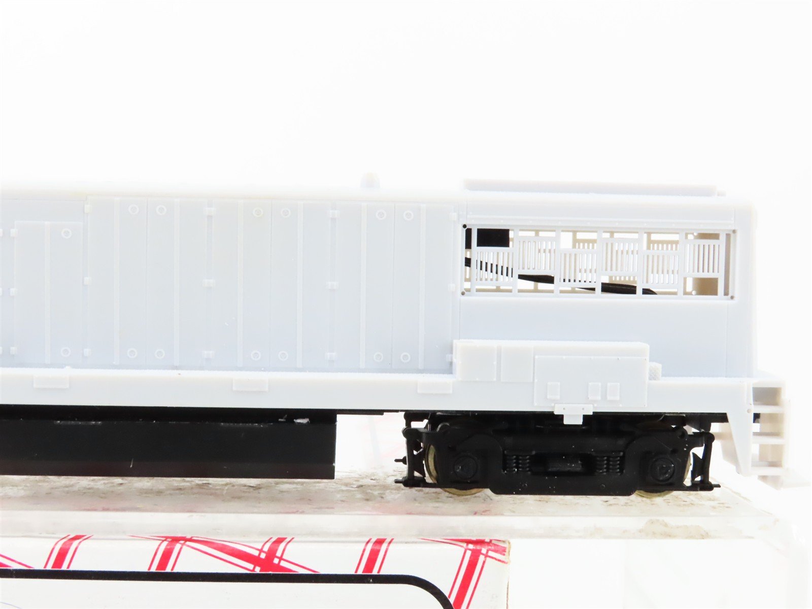 HO Scale Stewart 7201 Undecorated U25B Diesel Locomotive