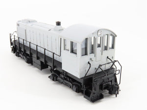 HO Scale Atlas 8070 Undecorated S2 Diesel Locomotive