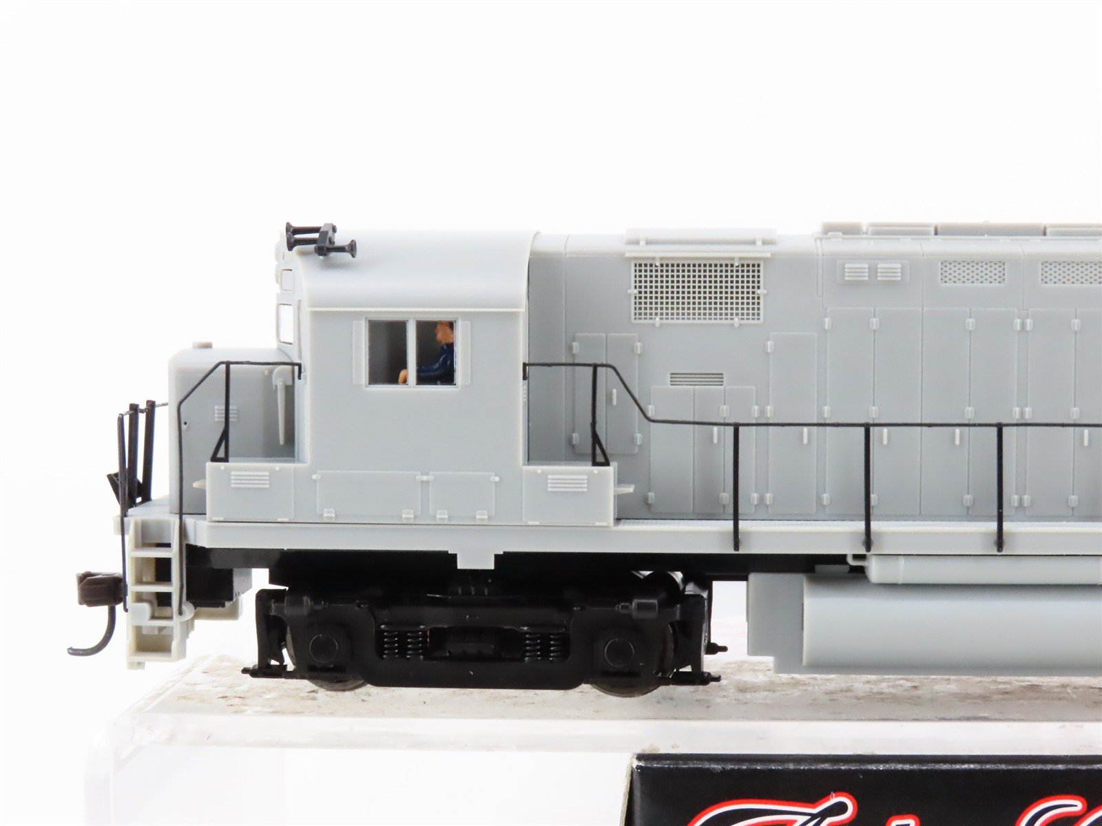HO Scale Atlas Classic 9300 Undecorated C424 Phase I Diesel Locomotive