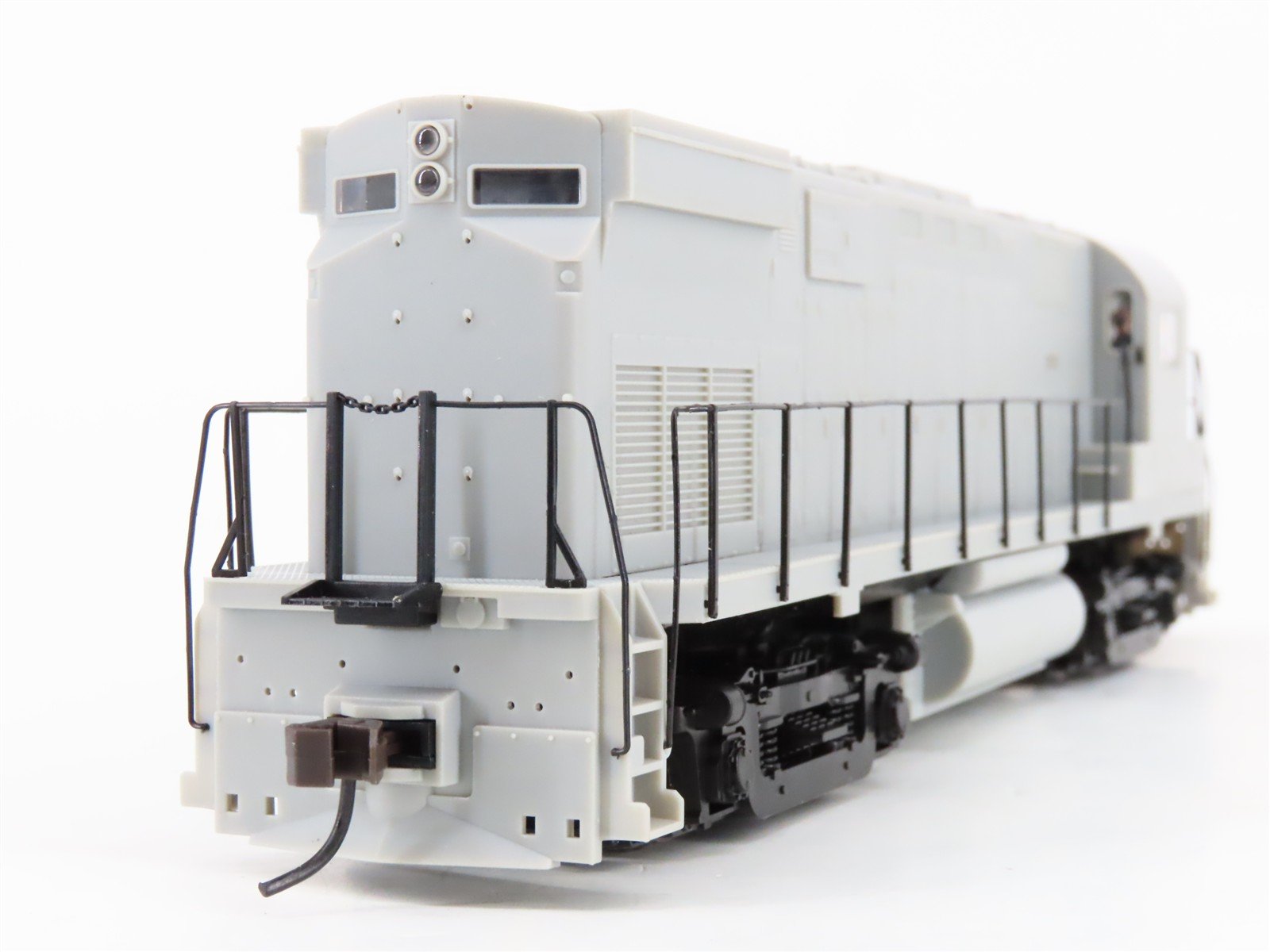 HO Scale Atlas Classic 9330 Undecorated C424 Phase II Diesel Locomotive
