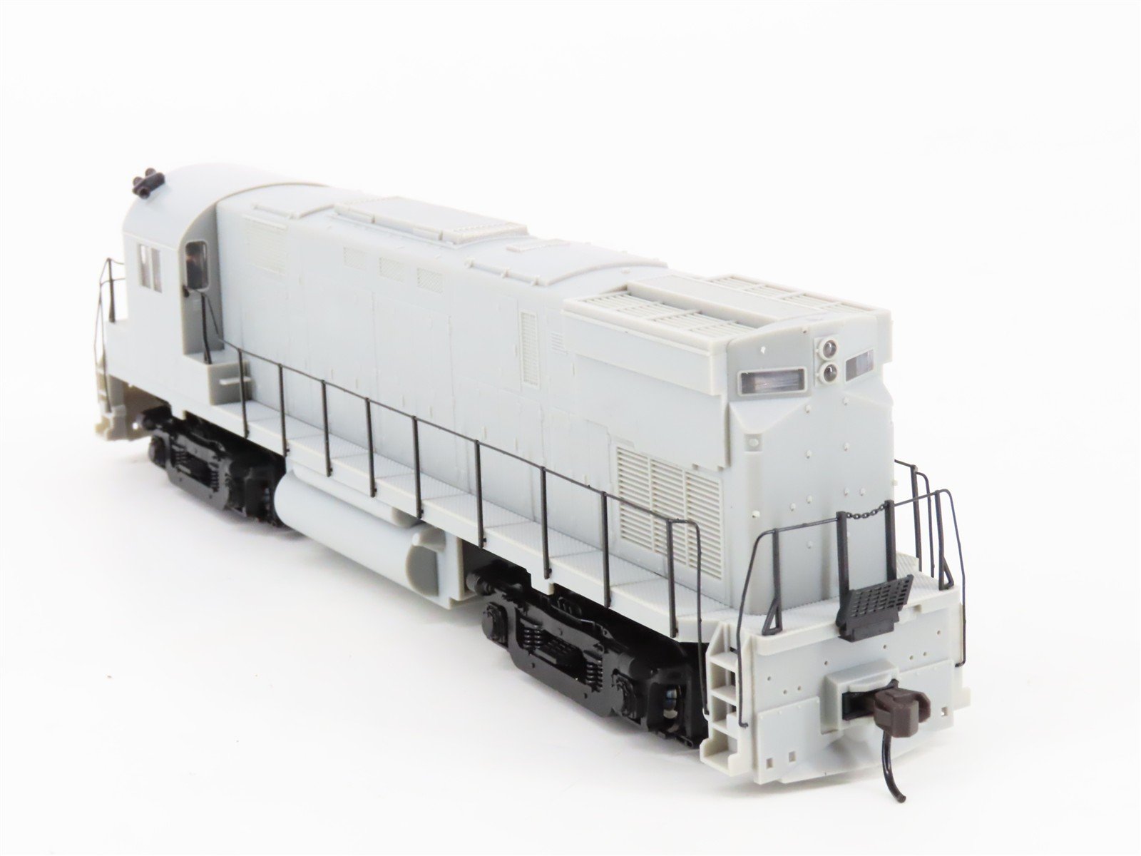 HO Scale Atlas Classic 9360 Undecorated C425 Diesel Locomotive