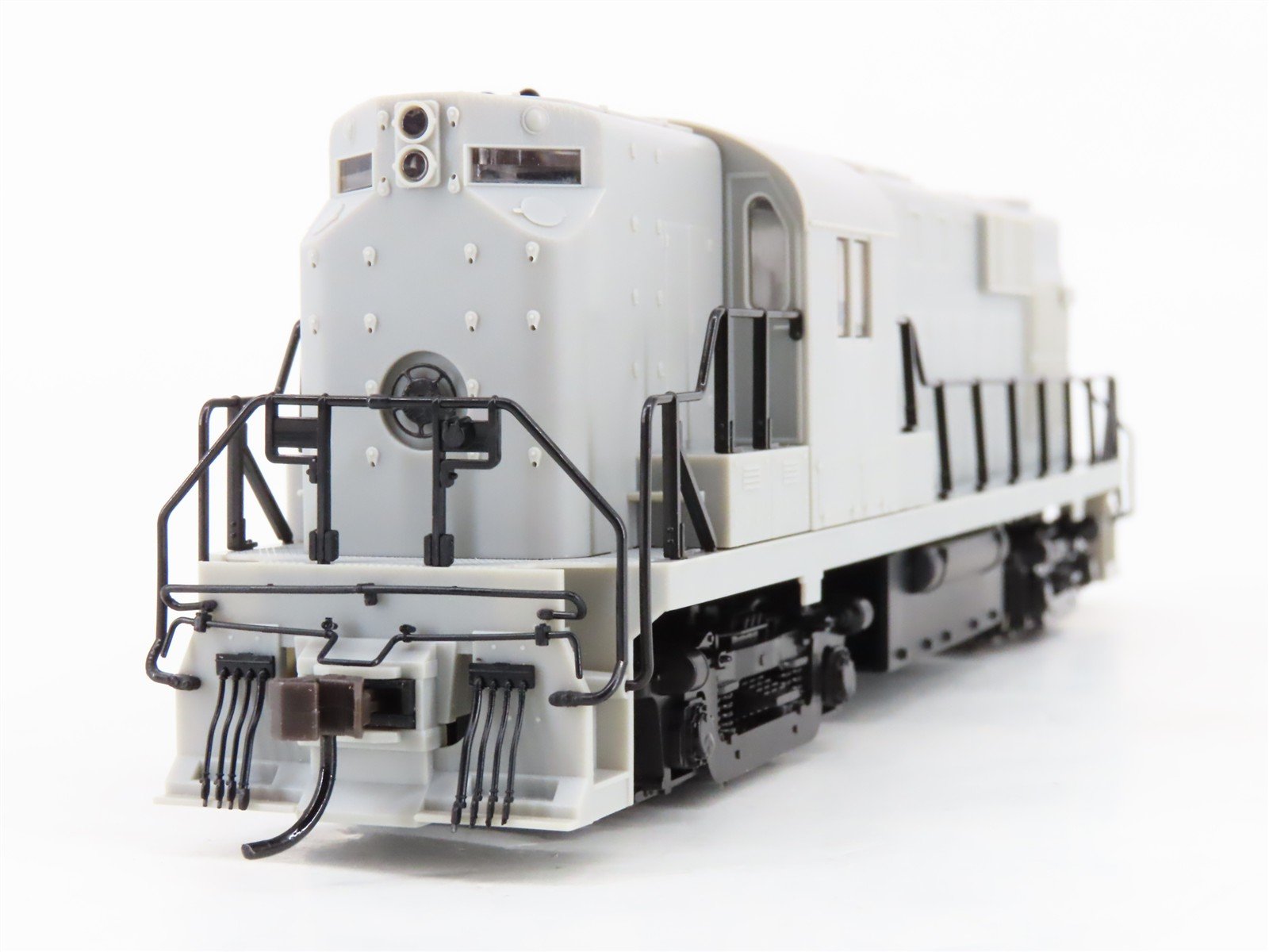 HO Scale Atlas Classic 8770 Undecorated RS11 Diesel Locomotive