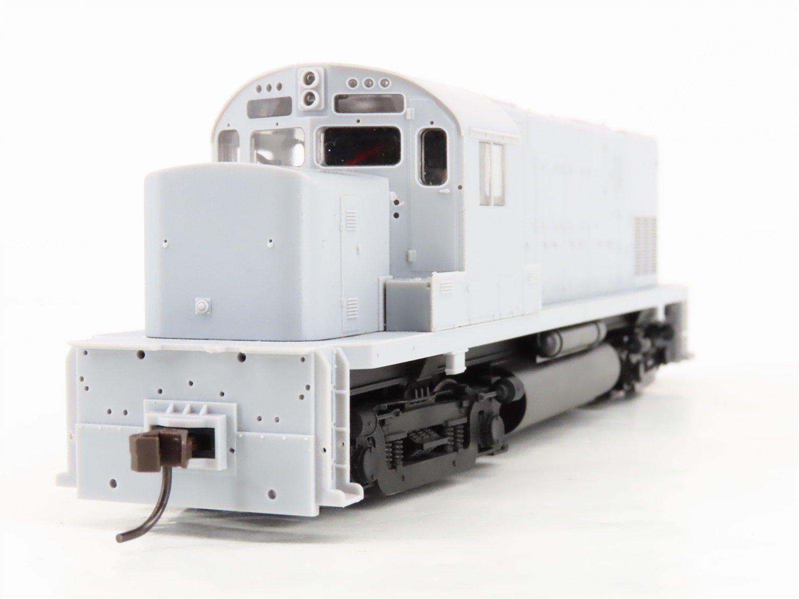 HO Scale Atlas Silver 10001977 Undecorated C420 Phase 2 Diesel Locomotive