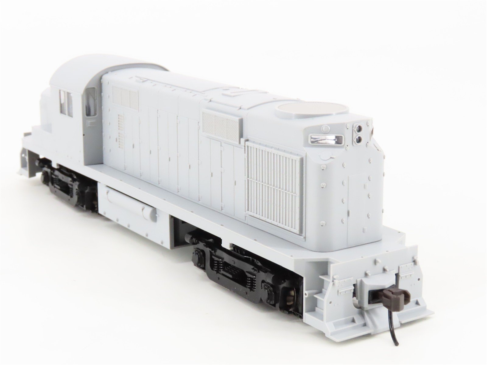 HO Scale Atlas Trainman 8380 Undecorated RS-32 Diesel Locomotive