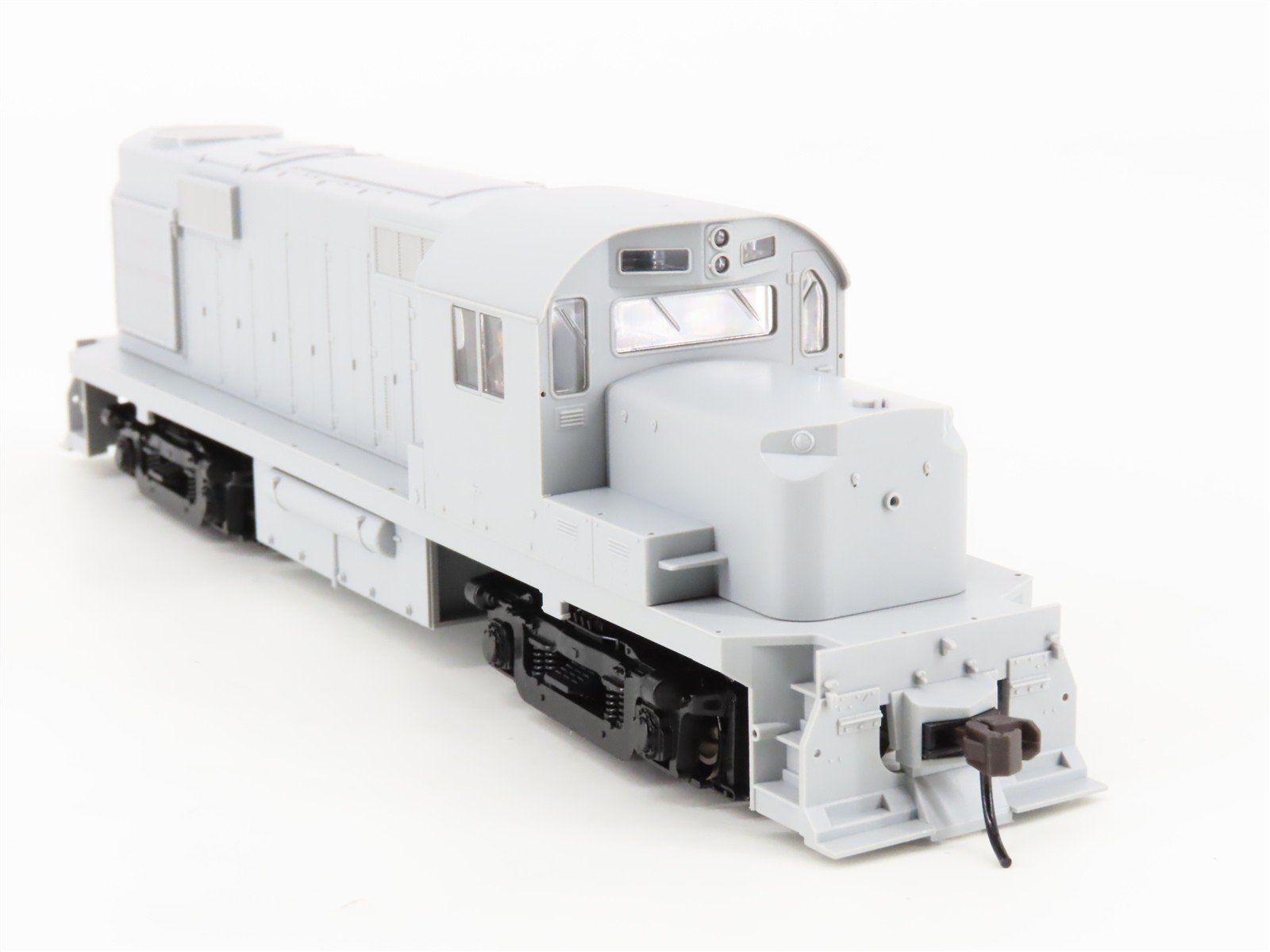 HO Scale Atlas Trainman 8380 Undecorated RS-32 Diesel Locomotive