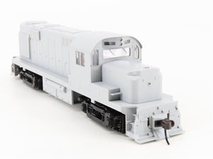 HO Scale Atlas Trainman 8380 Undecorated RS-32 Diesel Locomotive