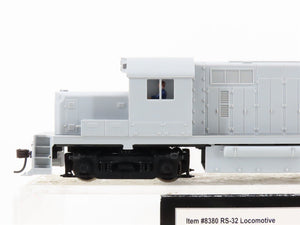 HO Scale Atlas Trainman 8380 Undecorated RS-32 Diesel Locomotive