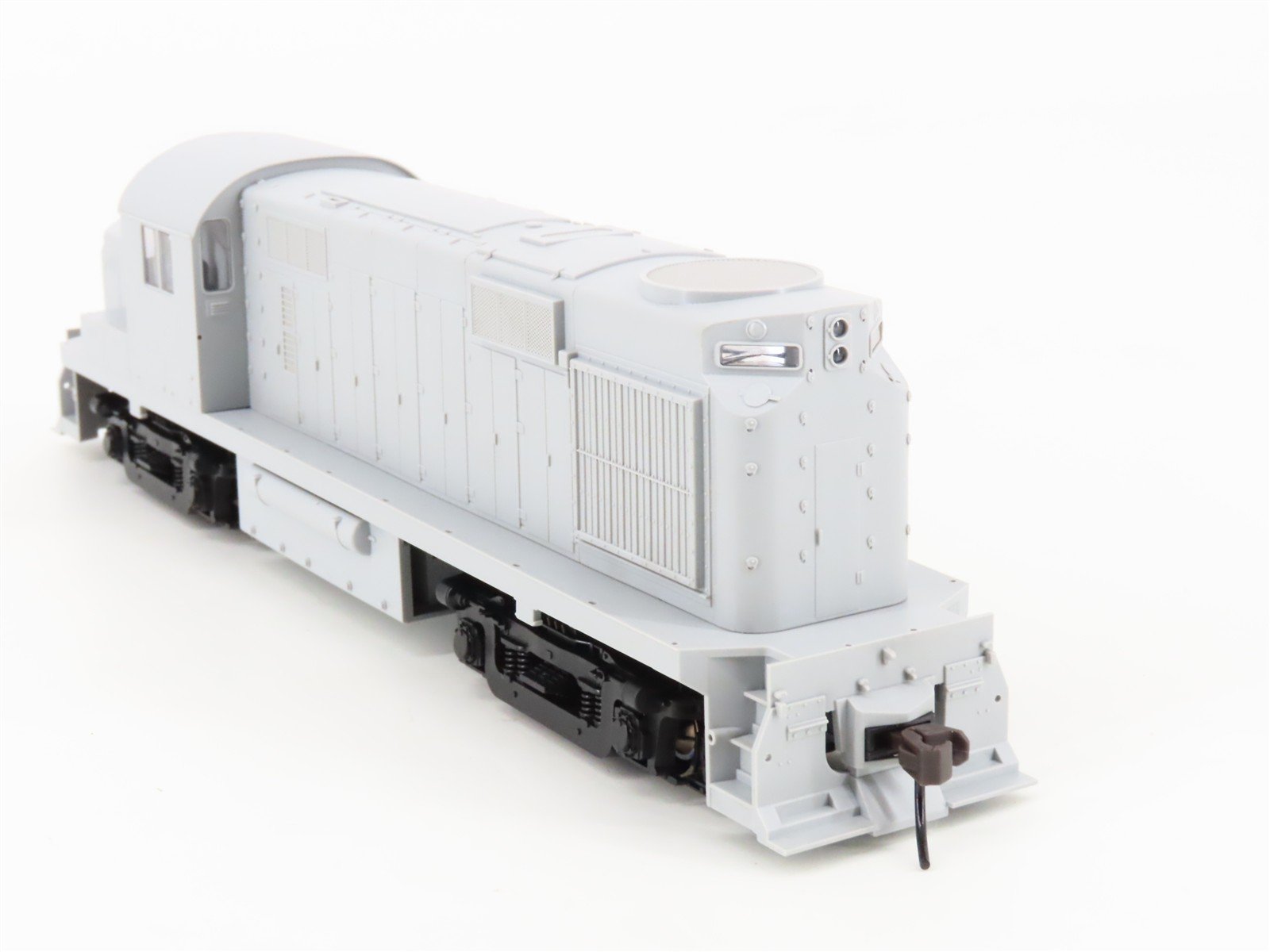 HO Scale Atlas Trainman 8380 Undecorated RS-32 Diesel Locomotive