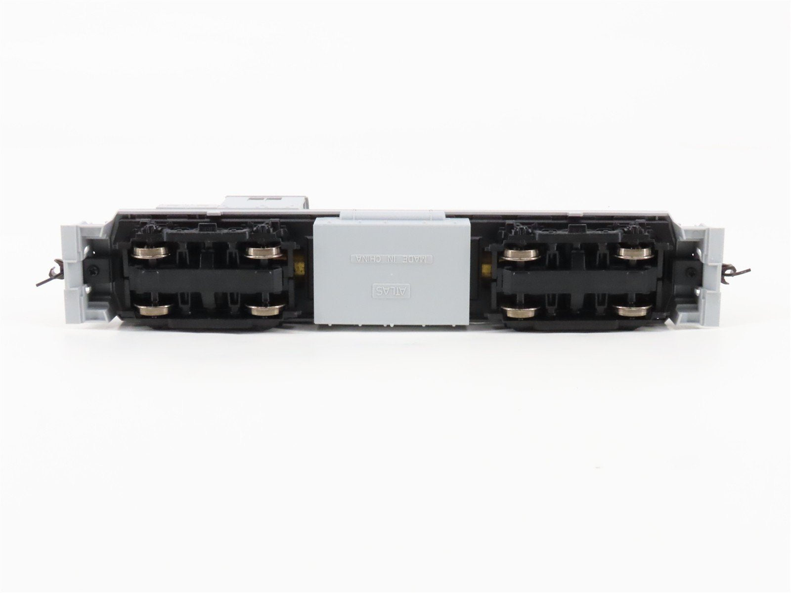HO Scale Atlas Trainman 8381 Undecorated RS-36 Diesel Locomotive