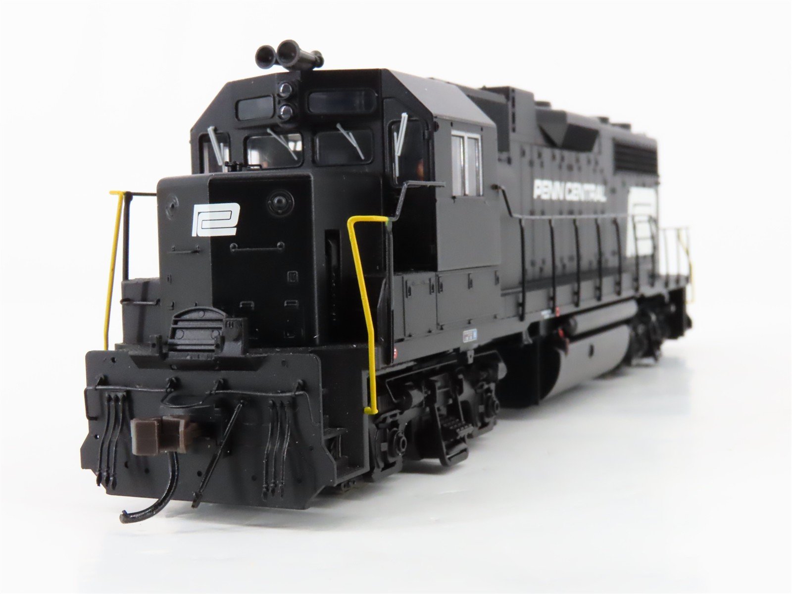 HO Scale Atlas Master 8978 PC Penn Central GP38 Diesel Locomotive