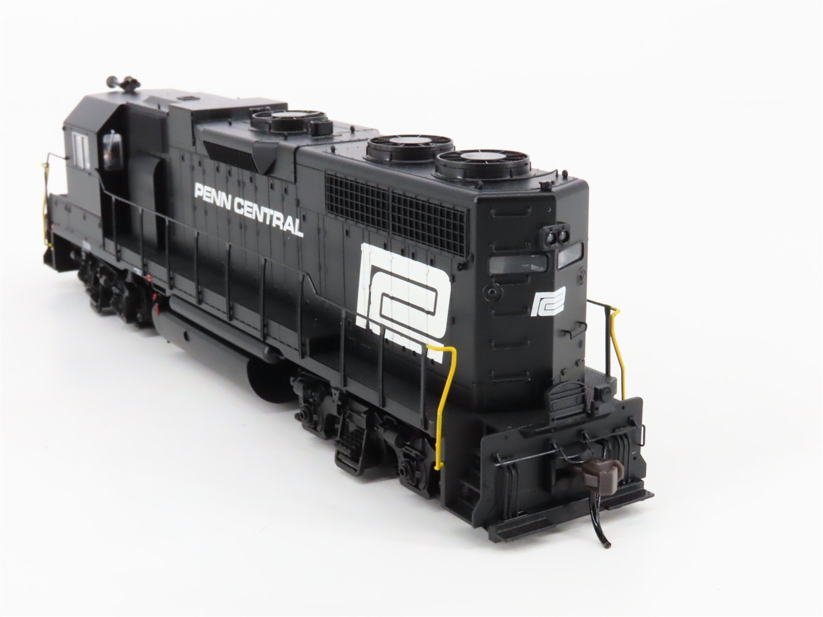 HO Scale Atlas Master 8978 PC Penn Central GP38 Diesel Locomotive