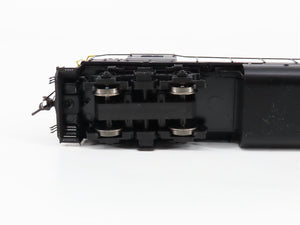 HO Scale Atlas Master 8978 PC Penn Central GP38 Diesel Locomotive