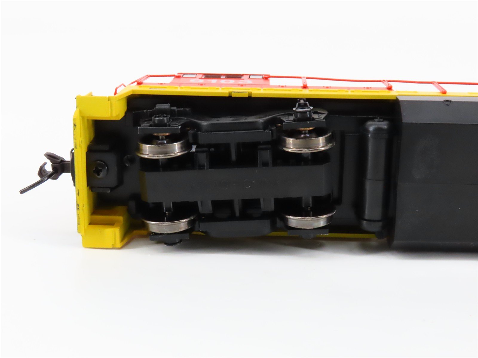 HO Scale Atlas 8294 N de M Nacionales de México U23B Diesel Locomotive #9103
