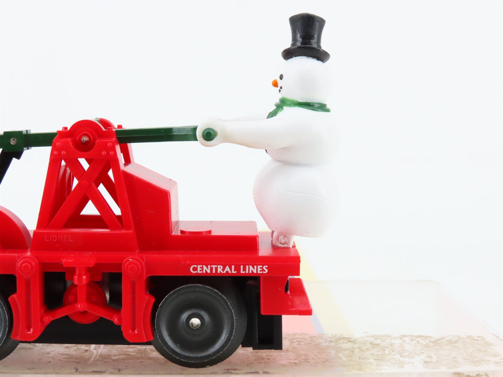 O Gauge 3-Rail Lionel 6-82701 Escaping Snowmen Christmas Handcar