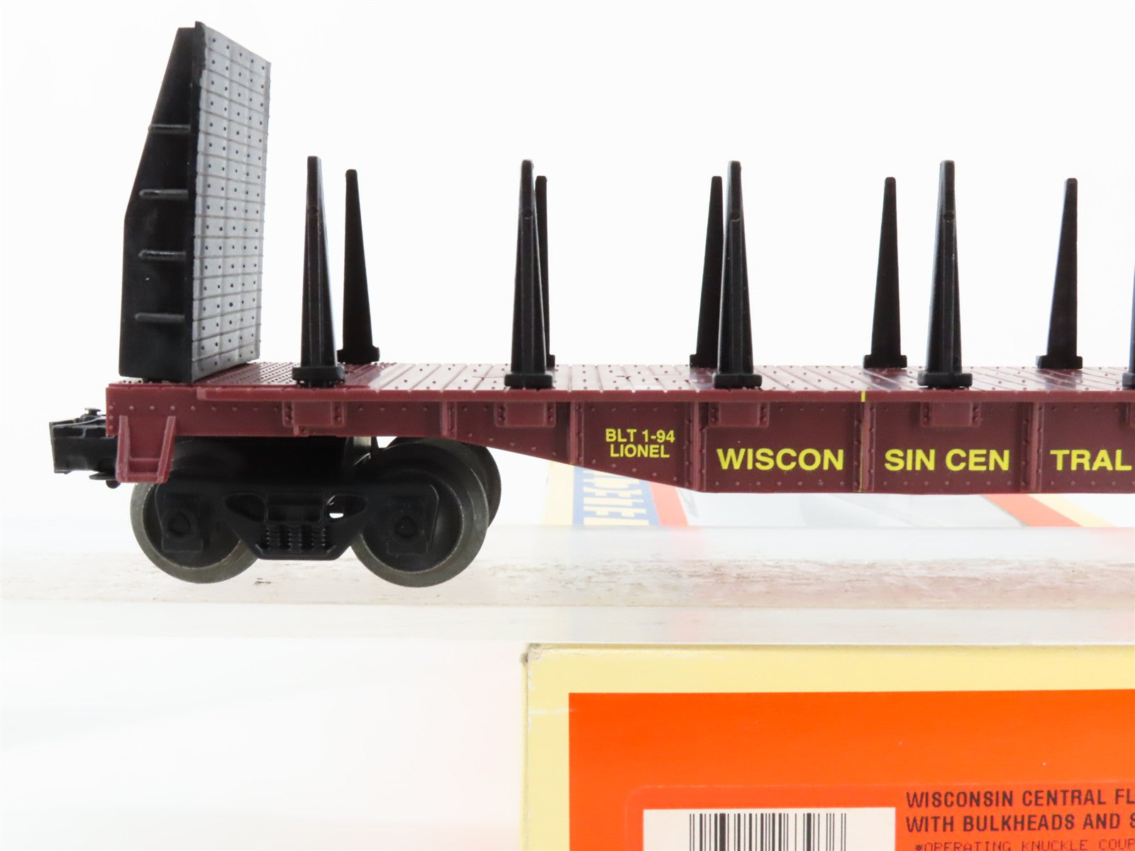O Scale Lionel 6-16393 Wisconsin Central Bulkhead Flat Car 16393 RTR