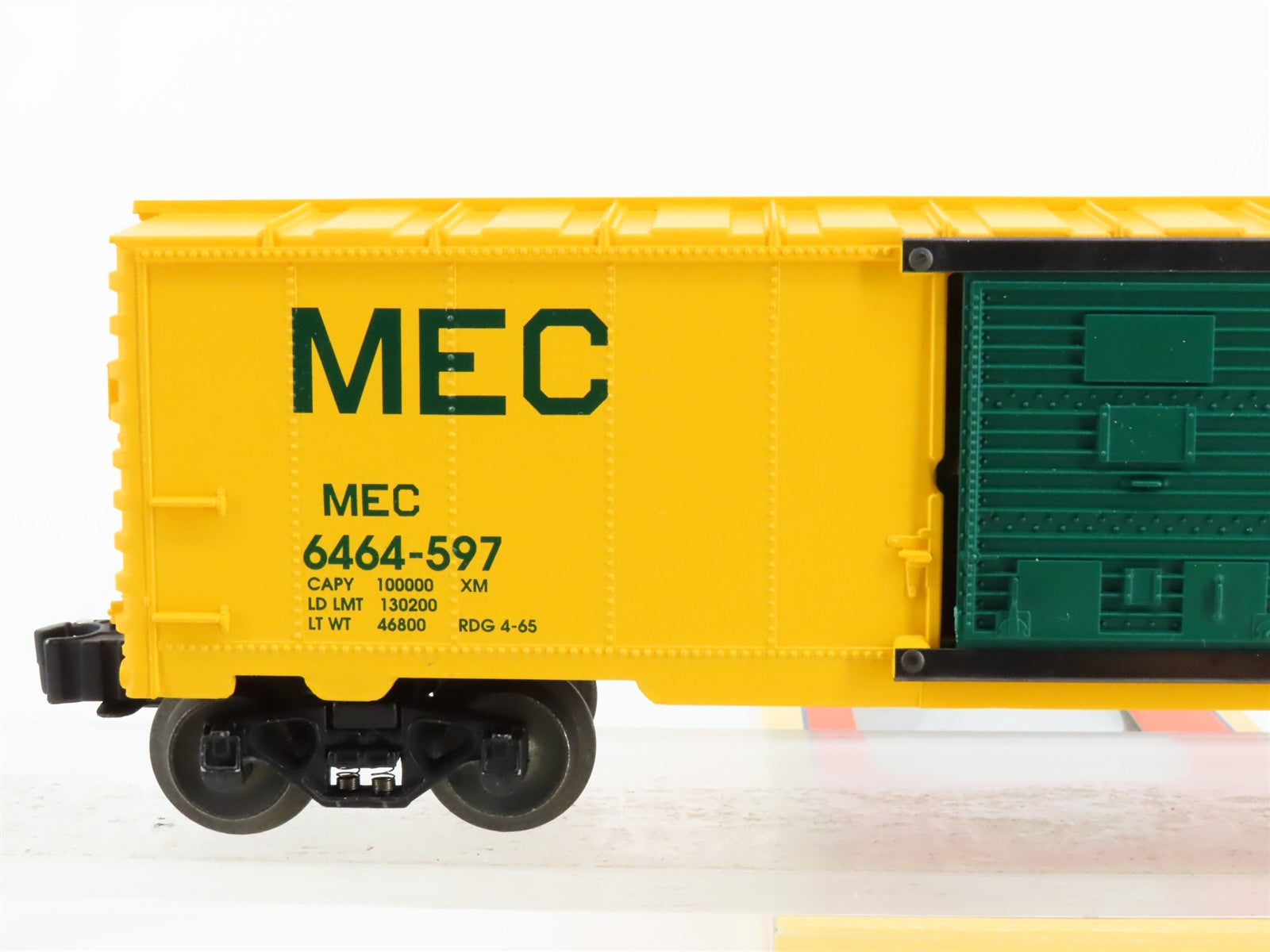 O Scale Lionel 6-29203 MEC Maine Central Box Car 6464-597 RTR