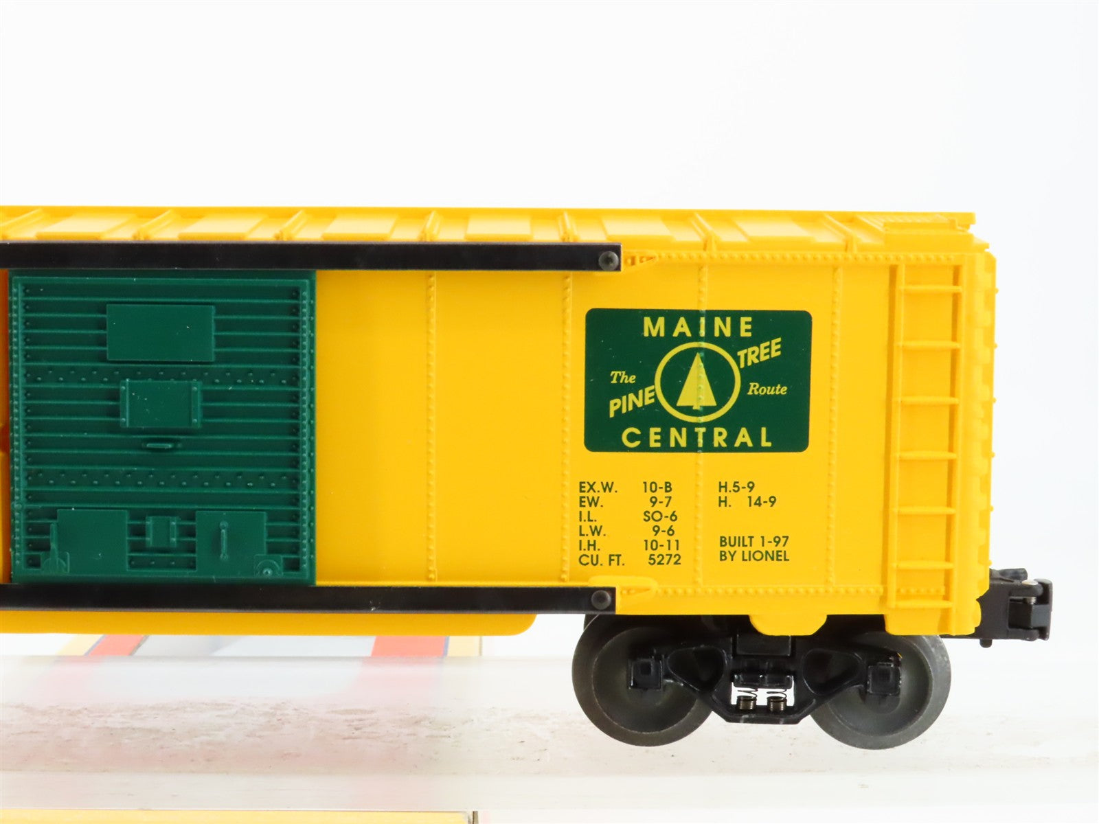O Scale Lionel 6-29203 MEC Maine Central Box Car 6464-597 RTR