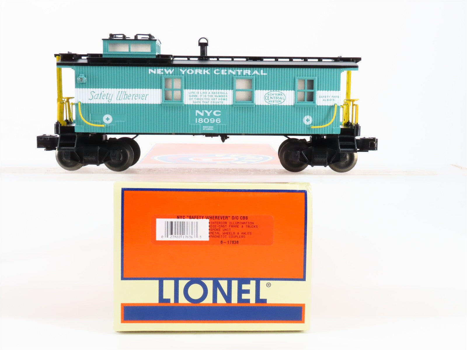 O Scale Lionel 6-17636 NYC New York Central Wood-Sheathed Caboose Lighted RTR