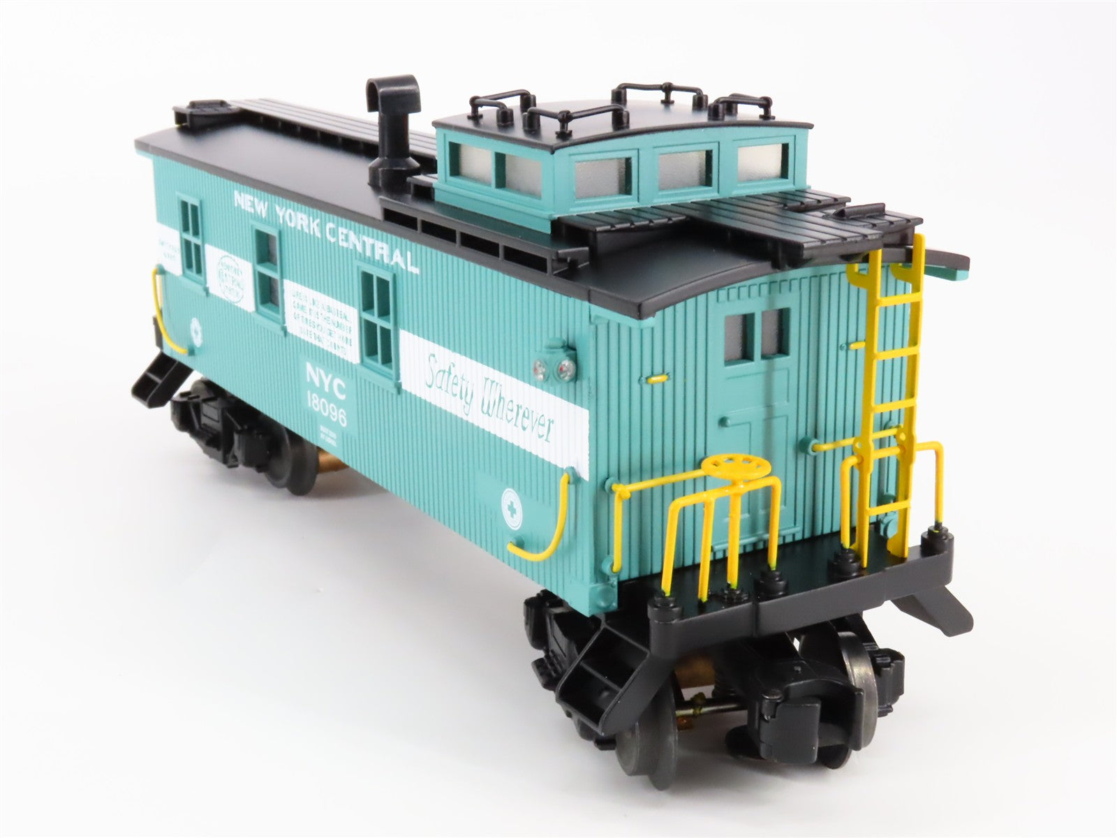O Scale Lionel 6-17636 NYC New York Central Wood-Sheathed Caboose Lighted RTR