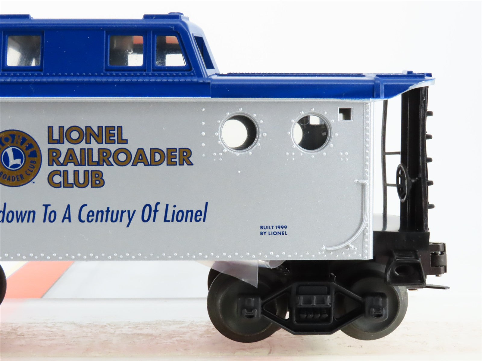 O Scale Lionel 6-19774 Lionel Railroader Club Porthole Caboose Lighted 1999 RTR