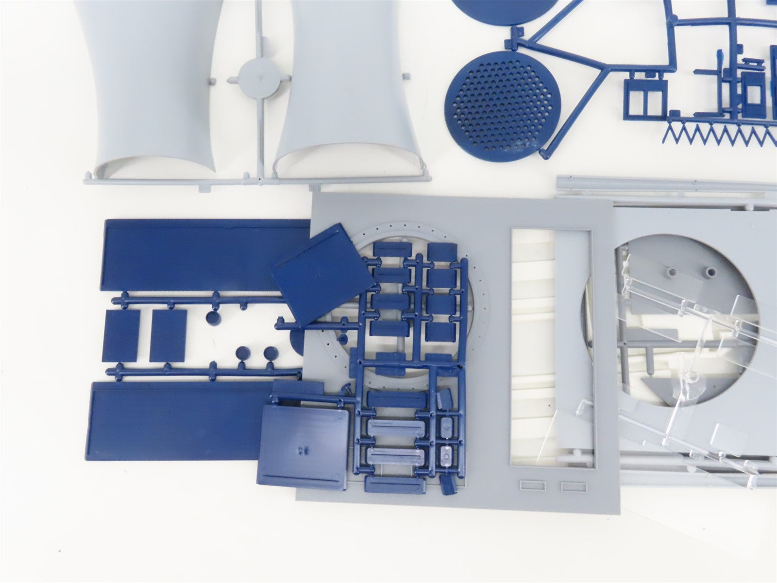 N Scale Con-Cor 680 Nuclear Power Plant Building Kit
