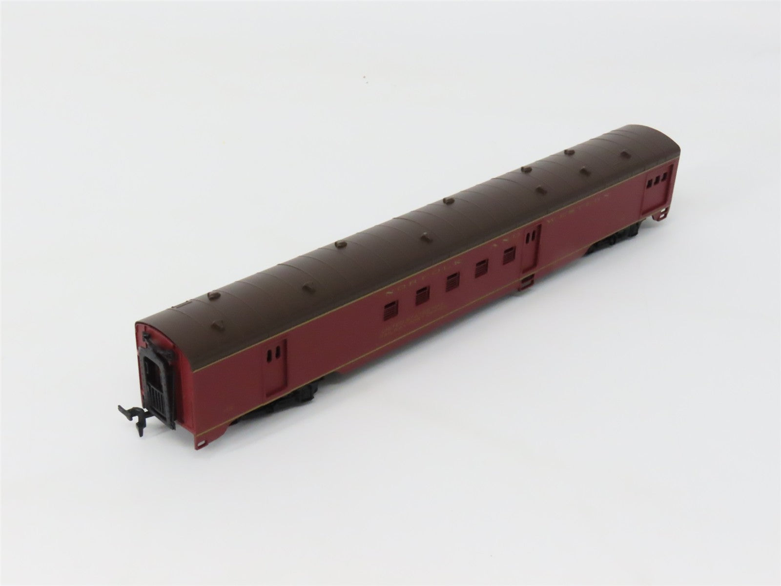 HO IHC 48171 & 48175 N&W Norfolk & Western Coach & RPO Passenger 3-Car Set