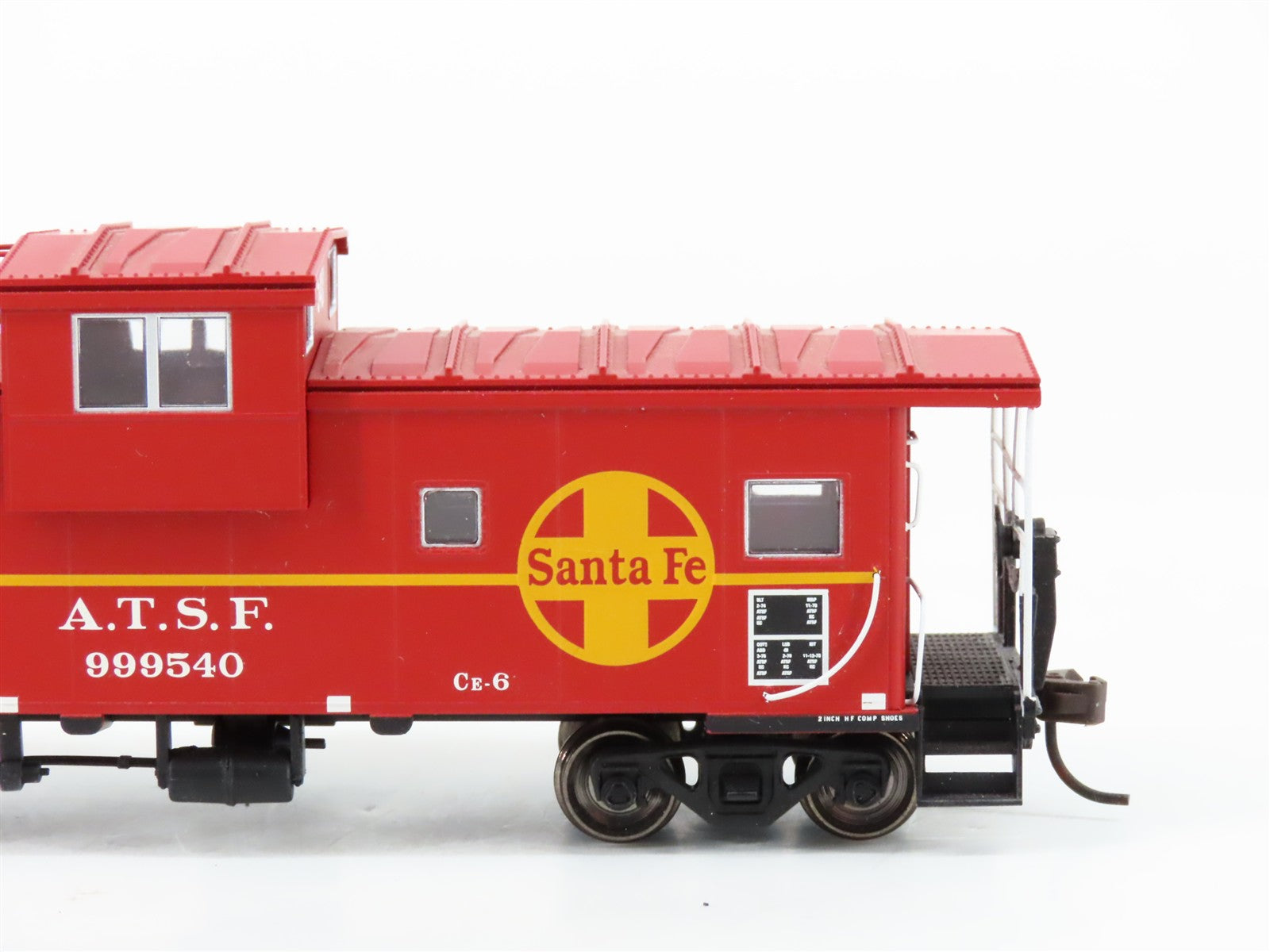 HO Scale Atlas ATSF Atchison Topeka & Santa Fe Extended Vision Caboose #999540