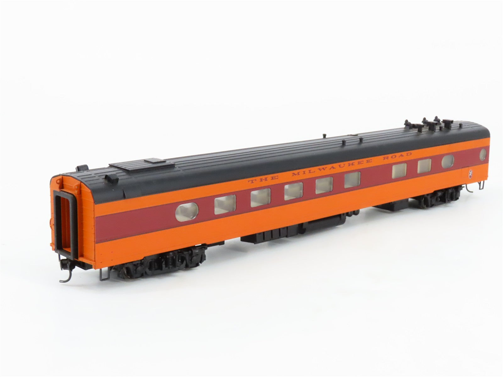 HO Scale Walthers 932-9203 MILW Milwaukee Road Hiawatha 48-Seat Diner Passenger