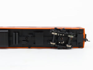 HO Scale Walthers 932-9203 MILW Milwaukee Road Hiawatha 48-Seat Diner Passenger