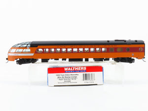 HO Scale Walthers 932-9206 MILW Milwaukee Road Hiawatha Skytop Lounge Passenger