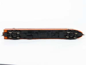 HO Scale Walthers 932-9206 MILW Milwaukee Road Hiawatha Skytop Lounge Passenger