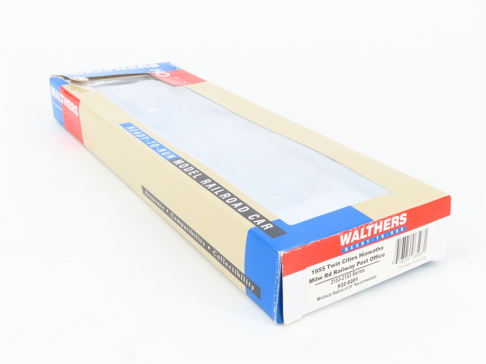 HO Scale Walthers 932-9201 MILW Milwaukee Road Hiawatha RPO Passenger Car